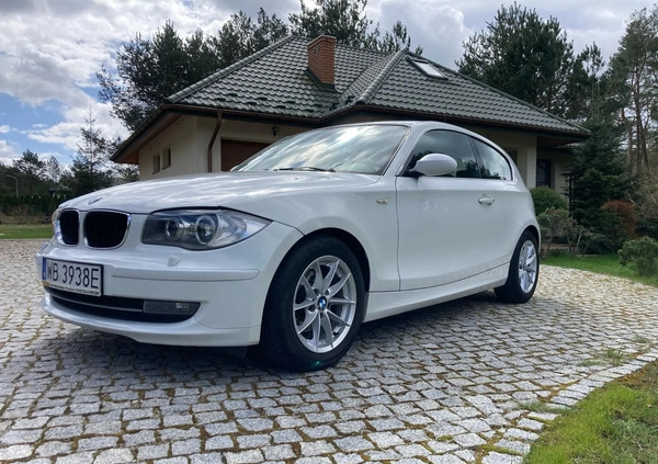 BMW Seria 1 cena 17000 przebieg: 218000, rok produkcji 2008 z Ostrołęka małe 92